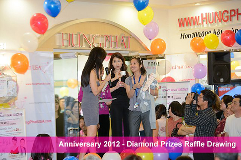 9 Diamond Raffle Prizes Anniversary_2012_ (15).jpg